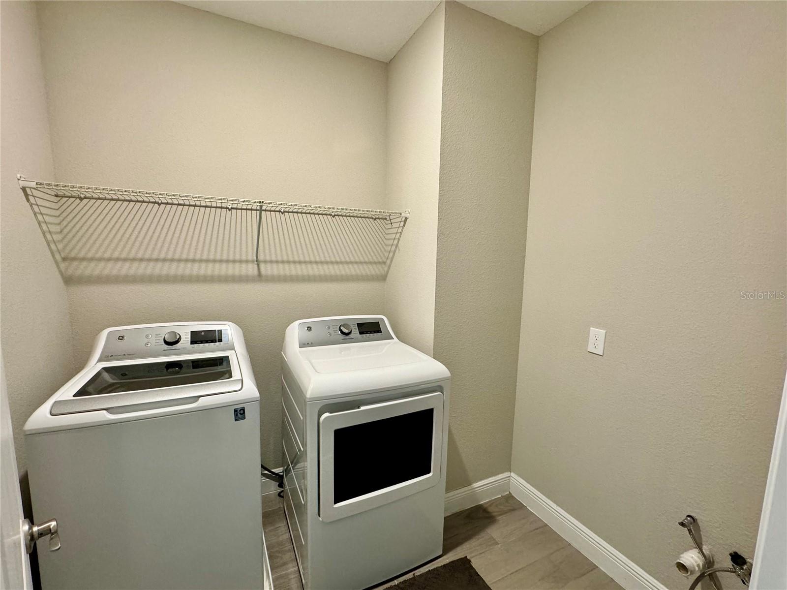 Listing photo id 9 for 10301 Austrina Oak Loop