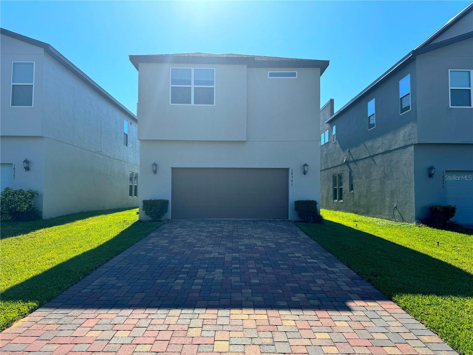 Listing photo id 12 for 10301 Austrina Oak Loop