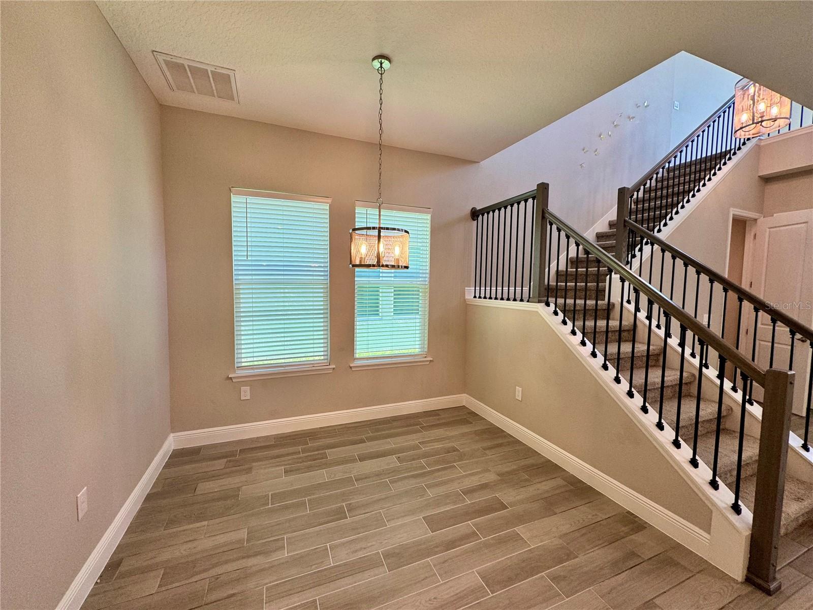 Listing photo id 7 for 10301 Austrina Oak Loop