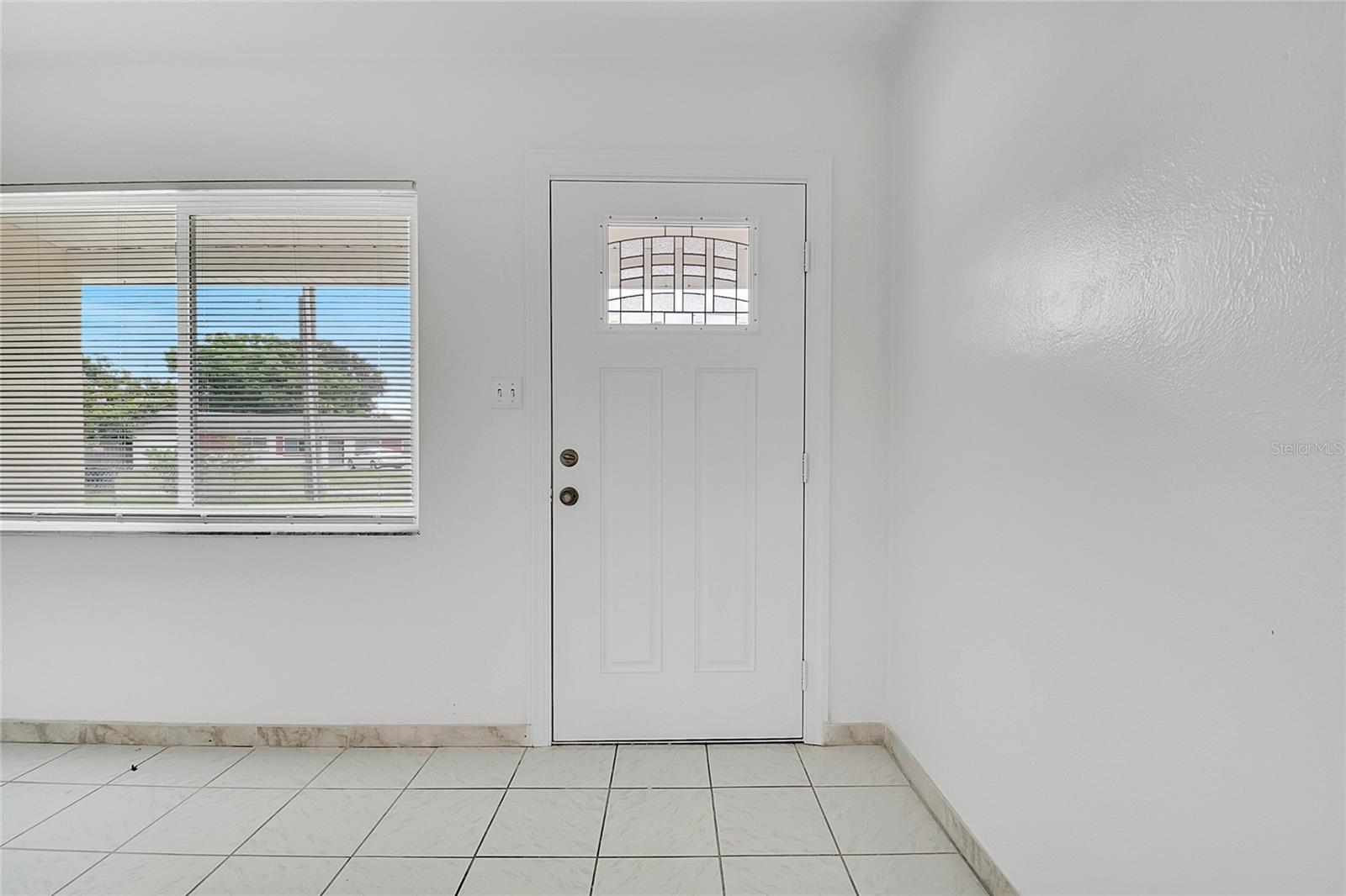 Image 5 of 33 For 1040 San Luis Drive