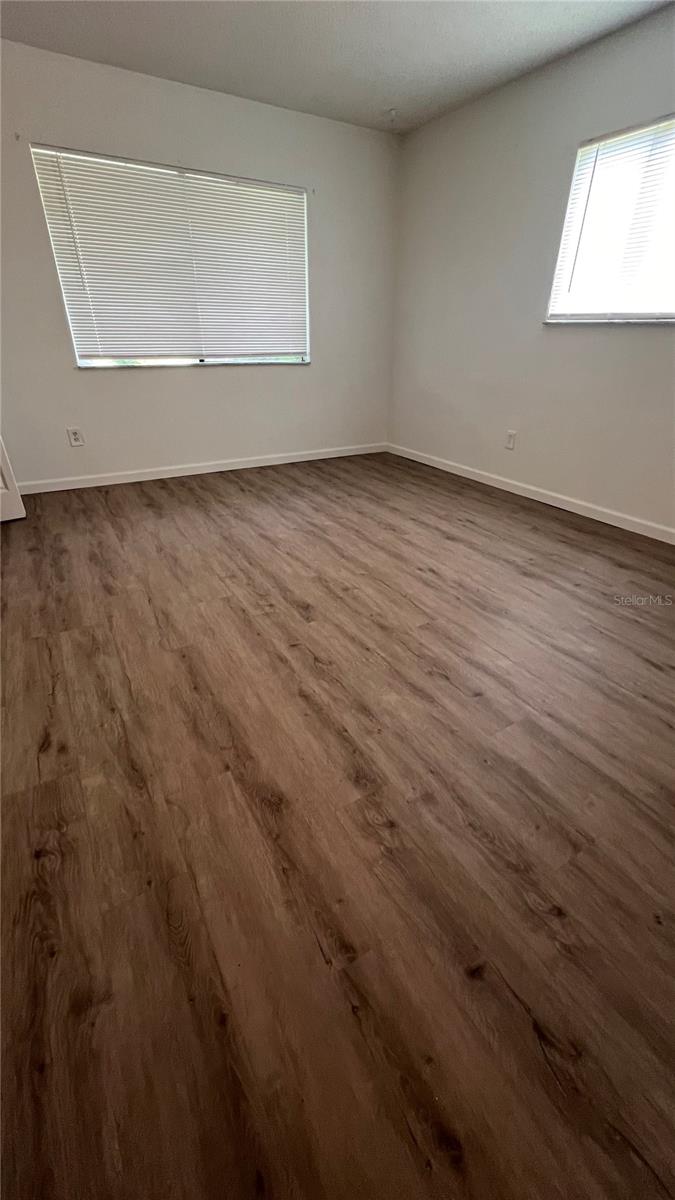 Image 8 of 9 For 305 Cavanah Drive B