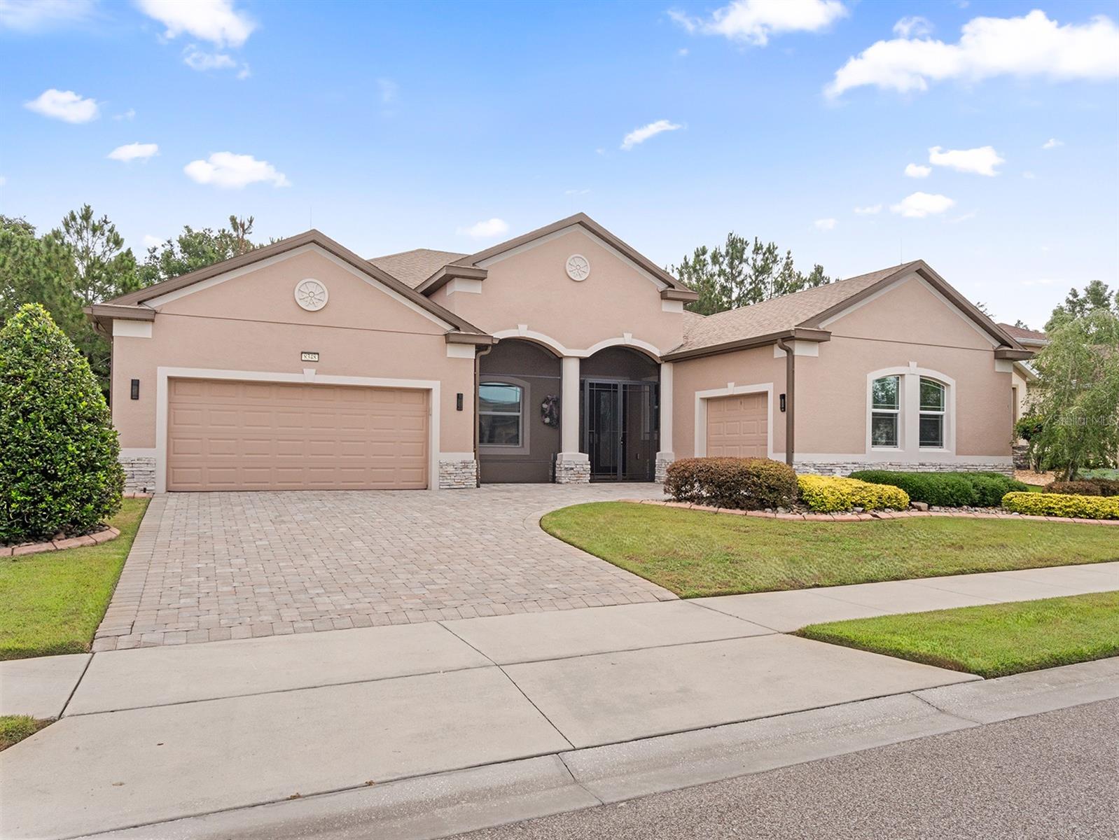 Details for 8348 Bridgeport Bay Circle, MOUNT DORA, FL 32757