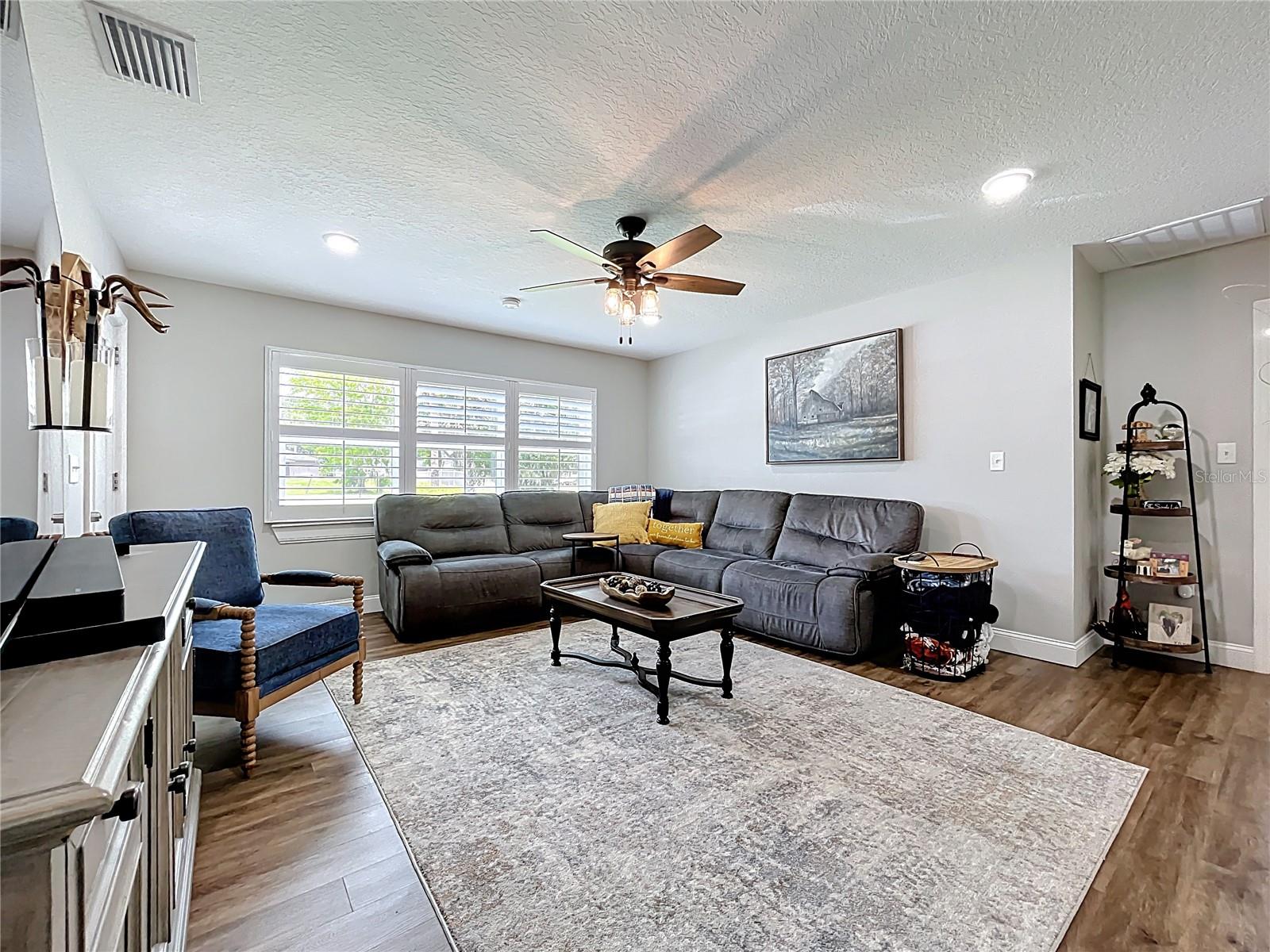 Image 5 of 44 For 8208 Spring Drive
