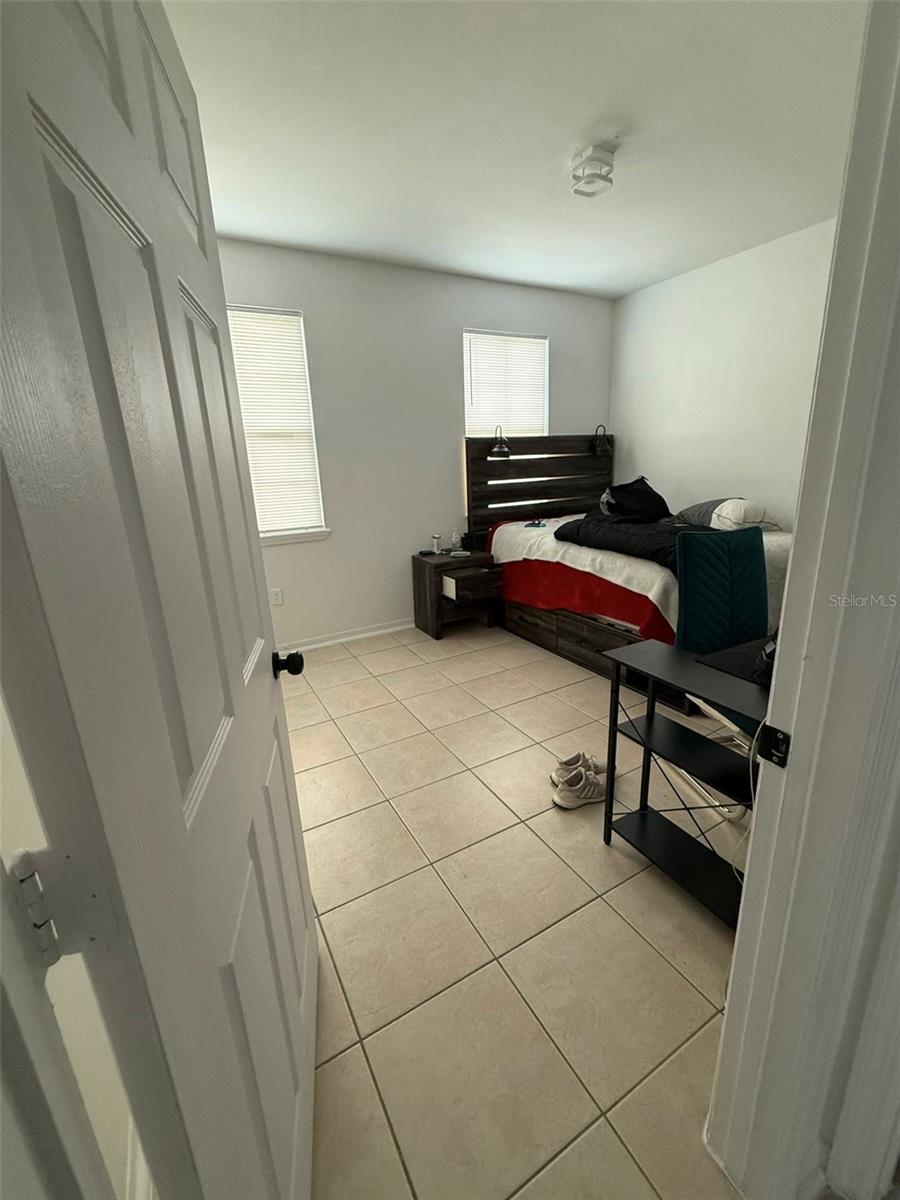 Image 15 of 22 For 3315 Parkchester Square Boulevard 301