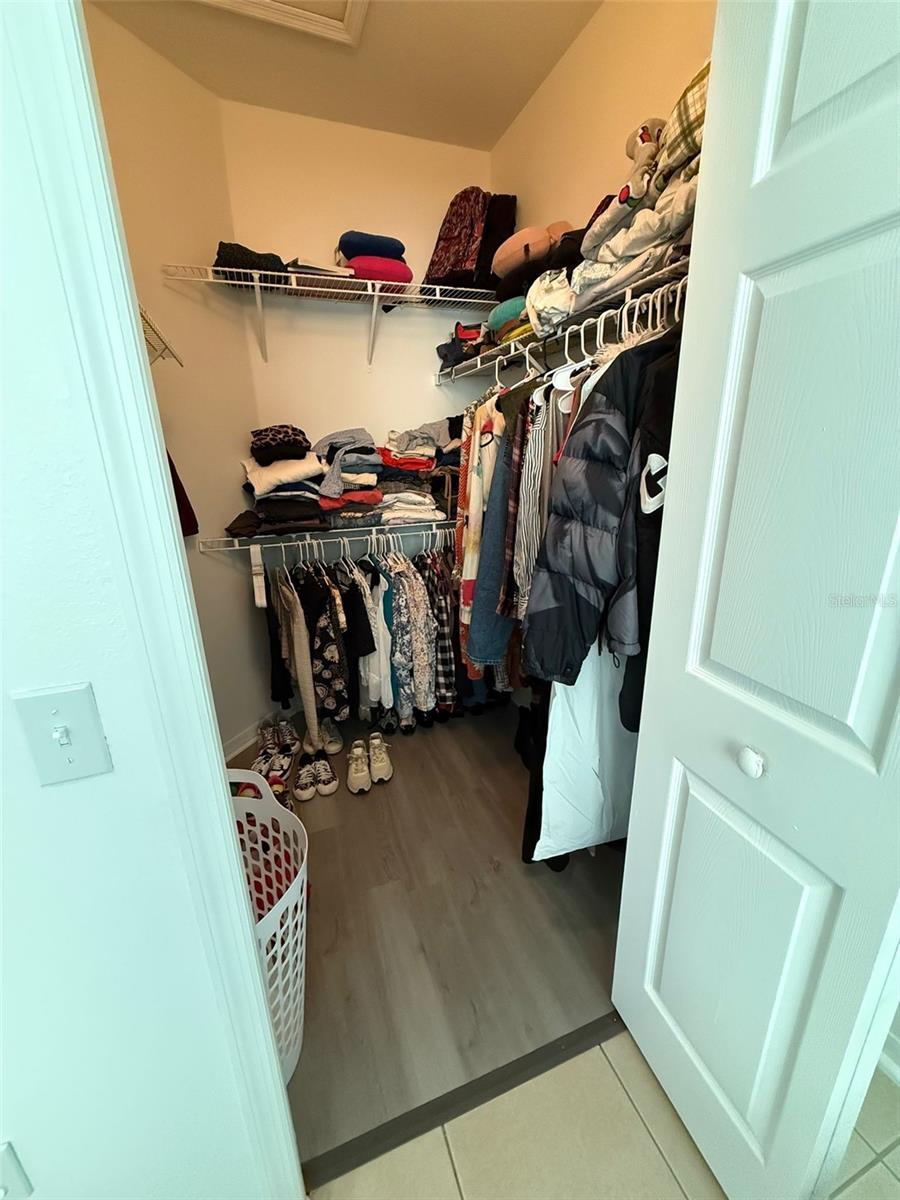 Image 9 of 22 For 3315 Parkchester Square Boulevard 301