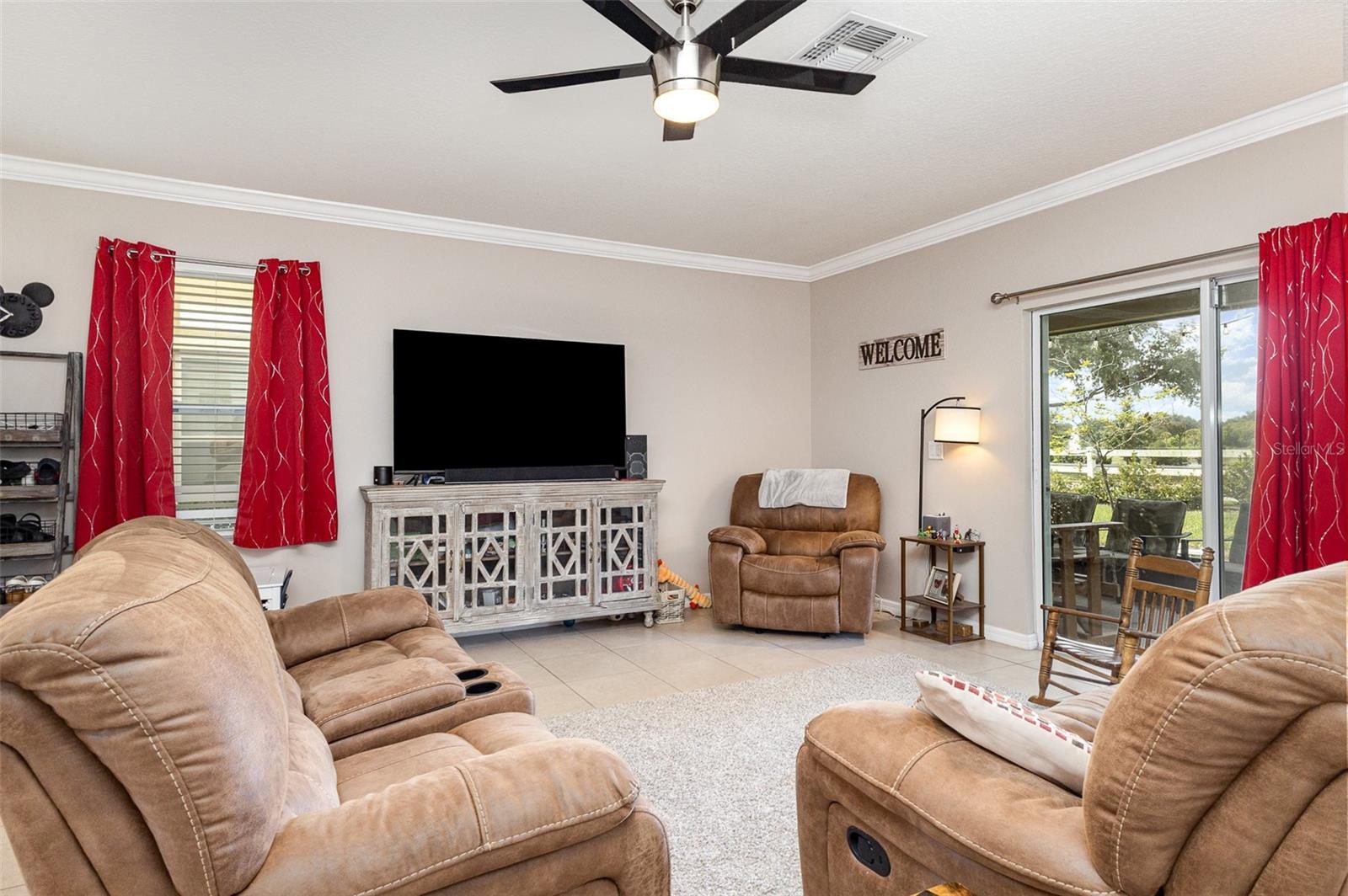 Image 6 of 28 For 120 Arbor Lakes Drive