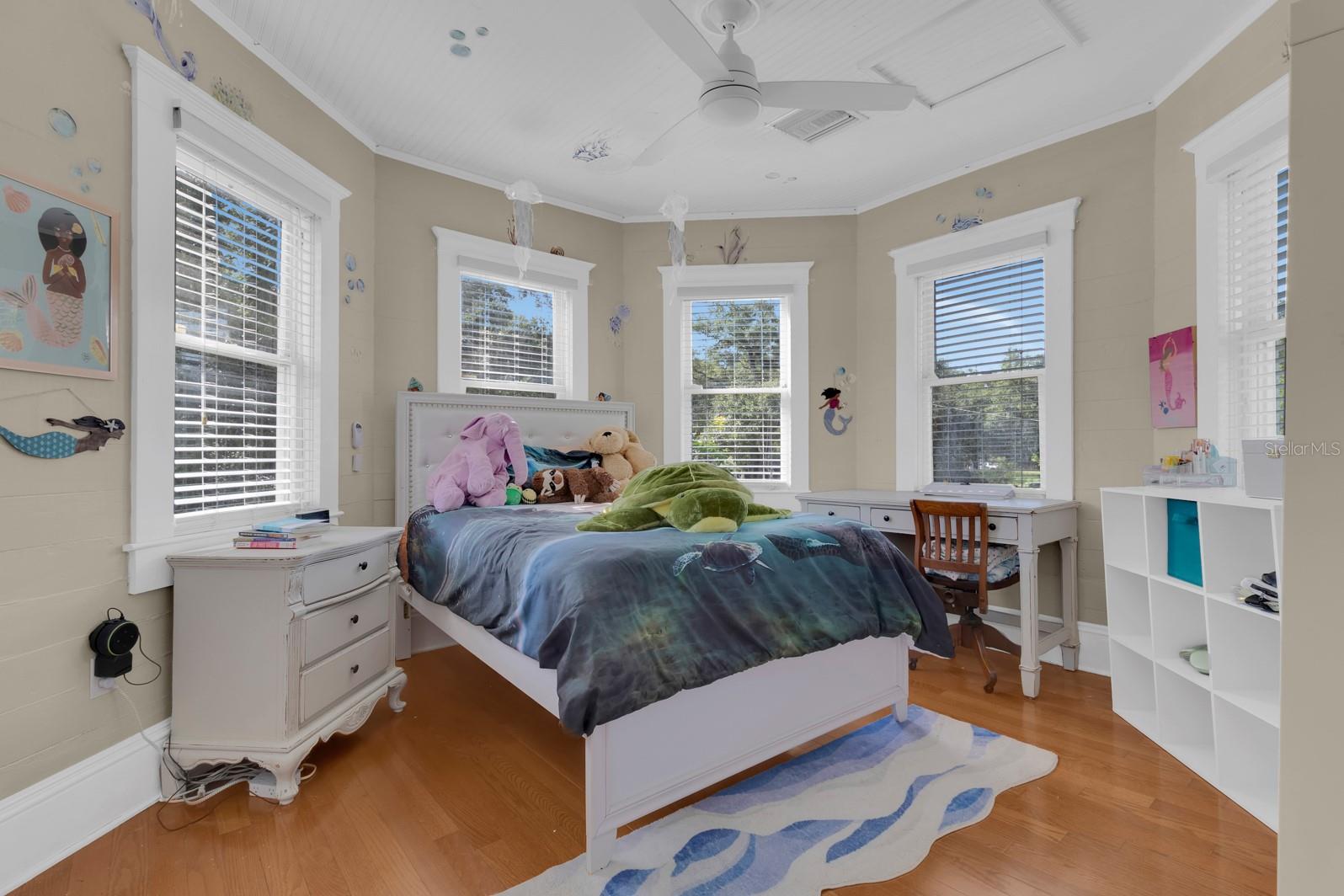 Image 21 of 50 For 618 Palmetto Avenue