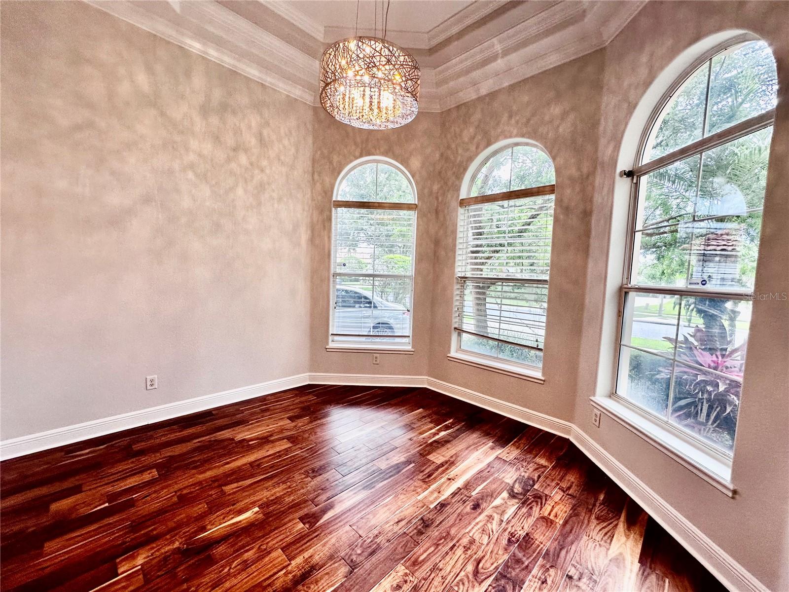 Image 13 of 45 For 5027 Keeneland Circle