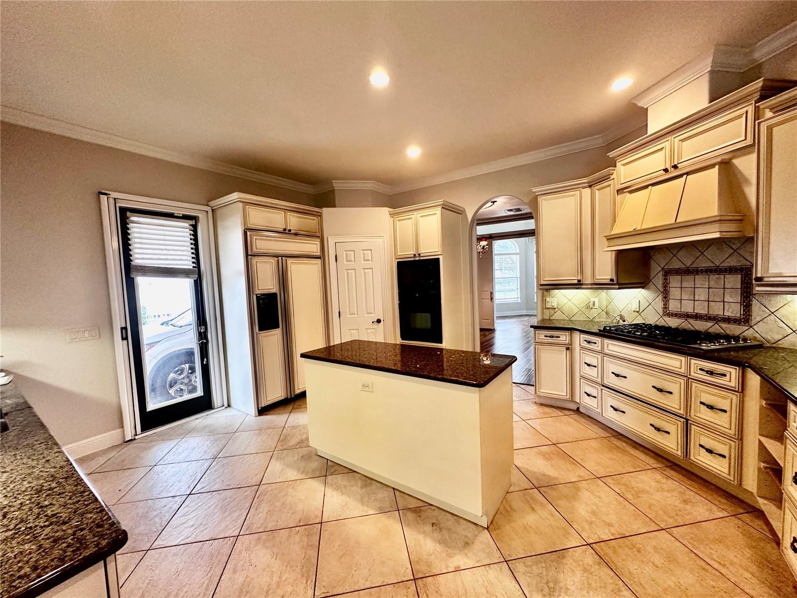 Image 8 of 45 For 5027 Keeneland Circle
