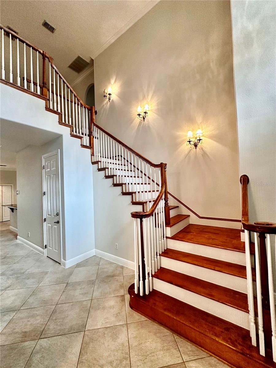 Image 9 of 45 For 5027 Keeneland Circle