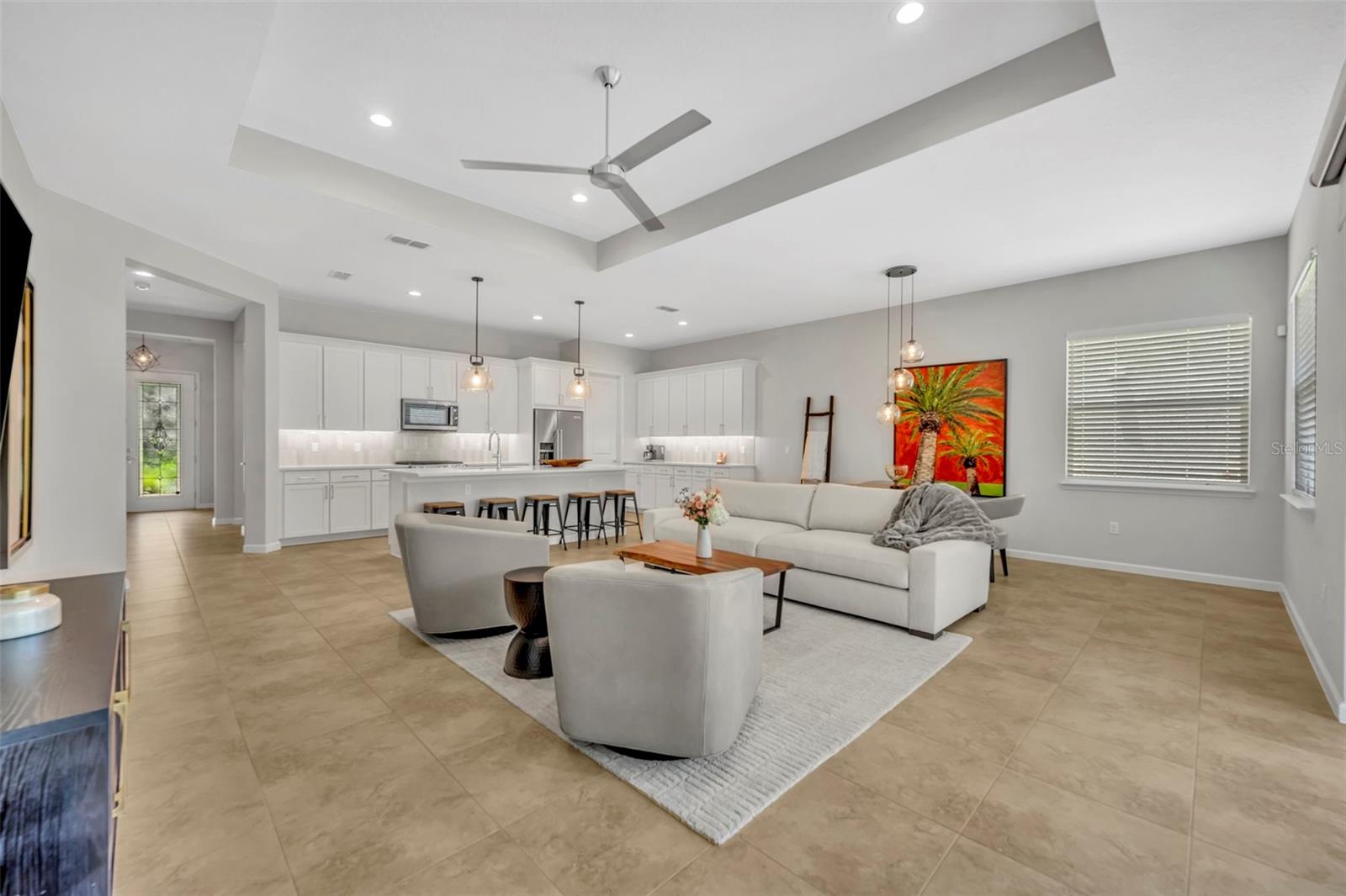 Image 16 of 38 For 221 Ravenshill Way