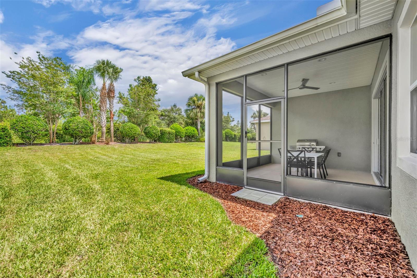 Image 29 of 38 For 221 Ravenshill Way