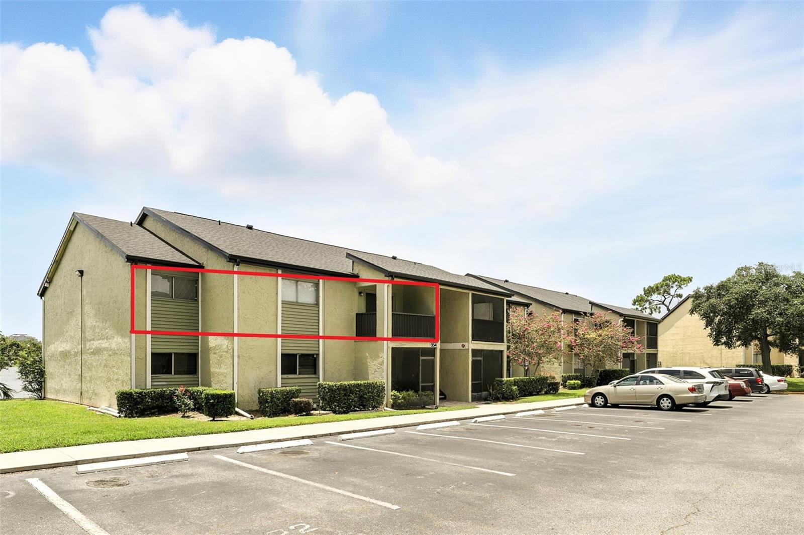 Image 3 of 19 For 954 Lake Destiny Road F