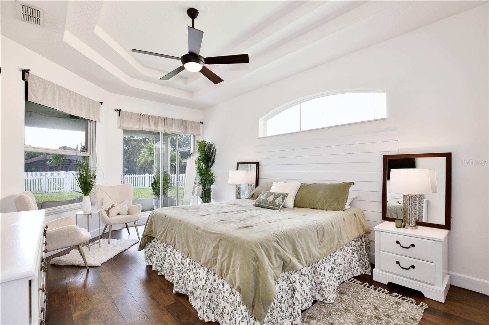 Image 17 of 80 For 13744 Bluewater Circle