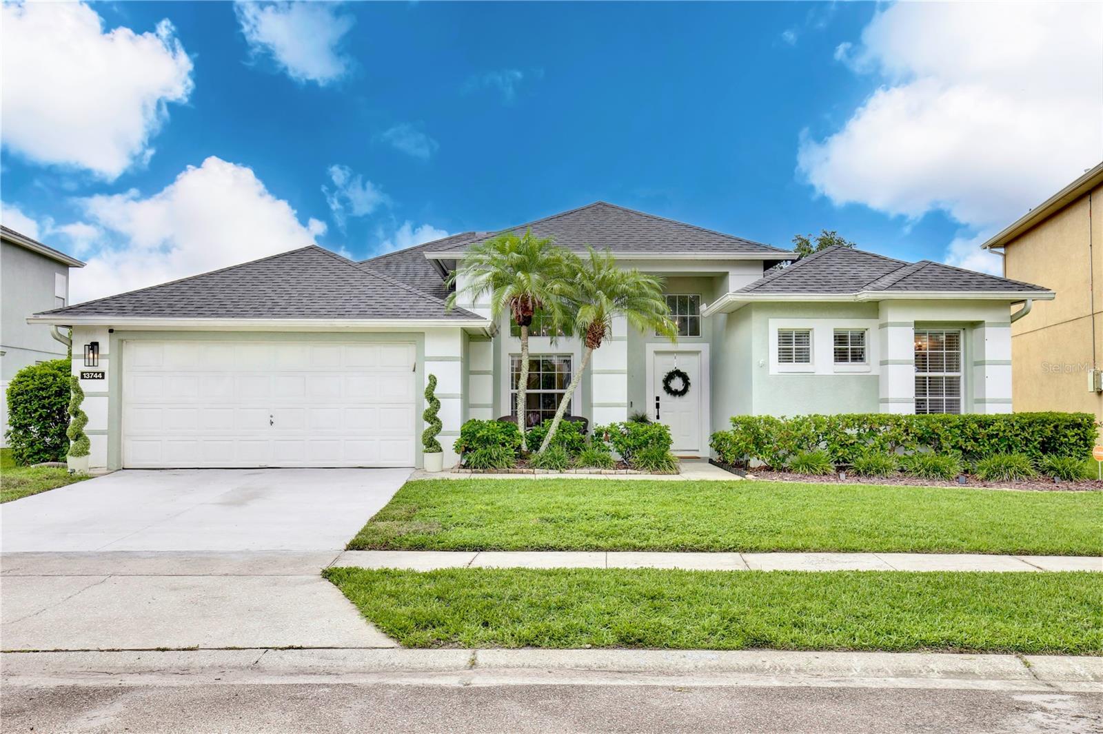 Image 2 of 80 For 13744 Bluewater Circle