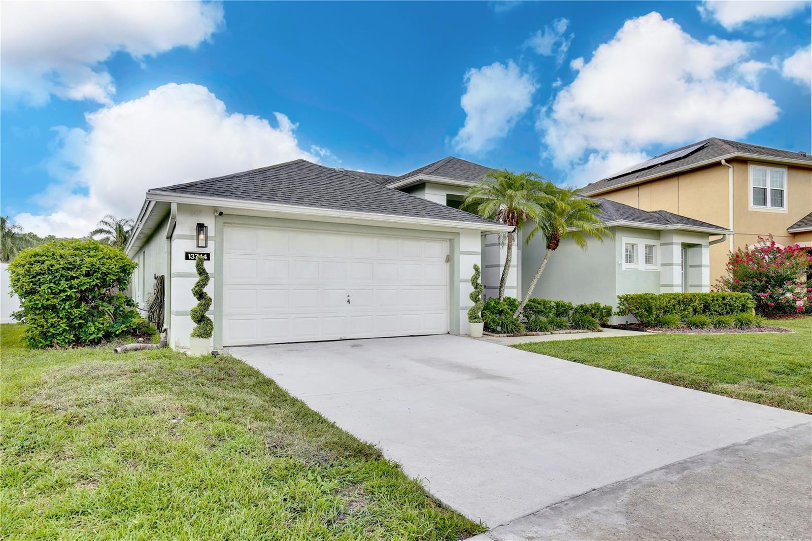 Image 3 of 80 For 13744 Bluewater Circle