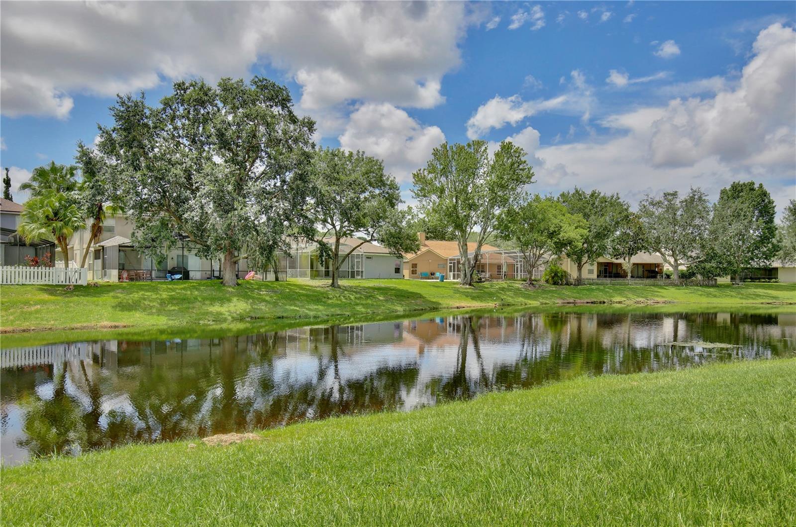 Image 39 of 80 For 13744 Bluewater Circle