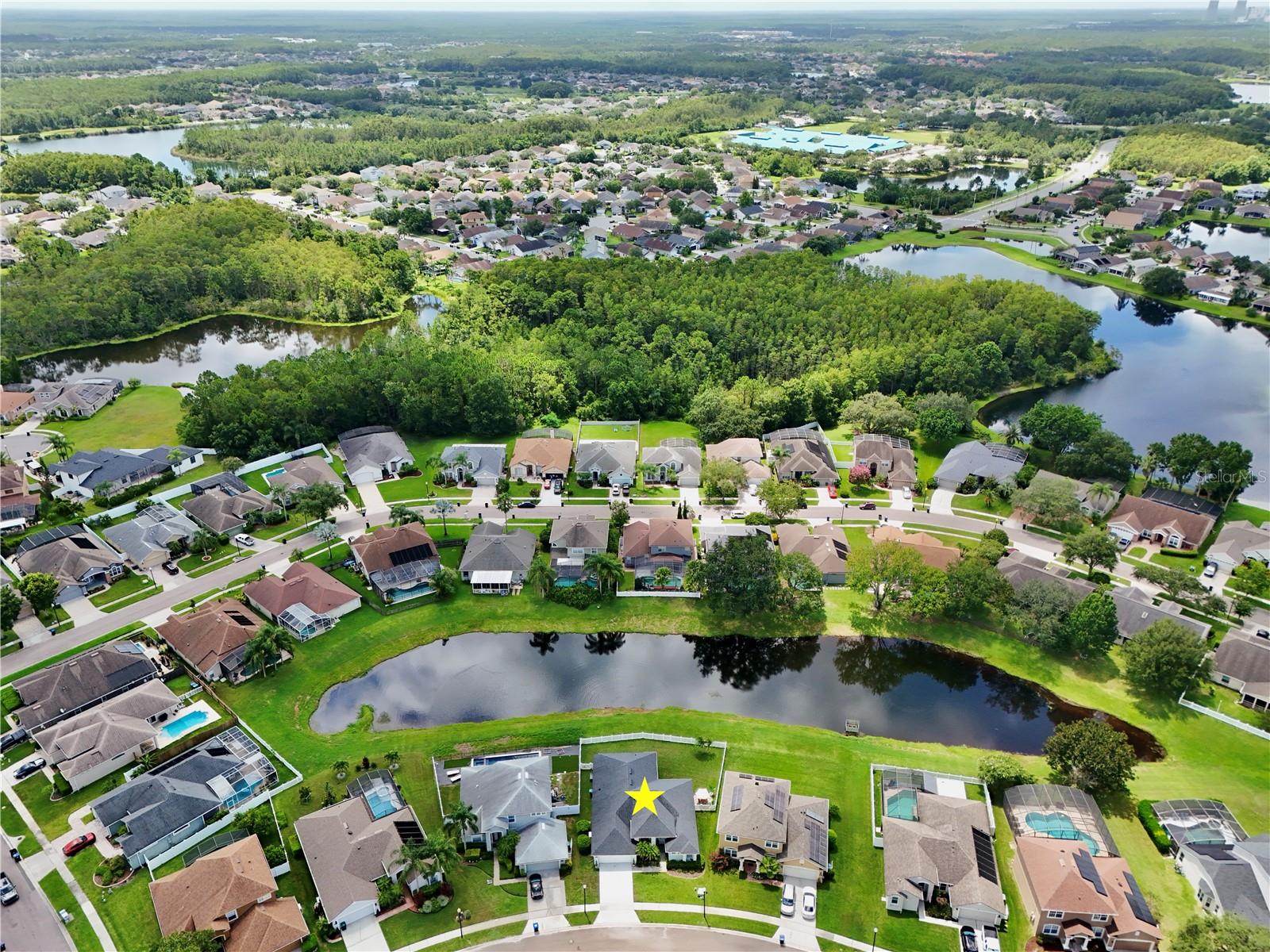 Image 46 of 80 For 13744 Bluewater Circle