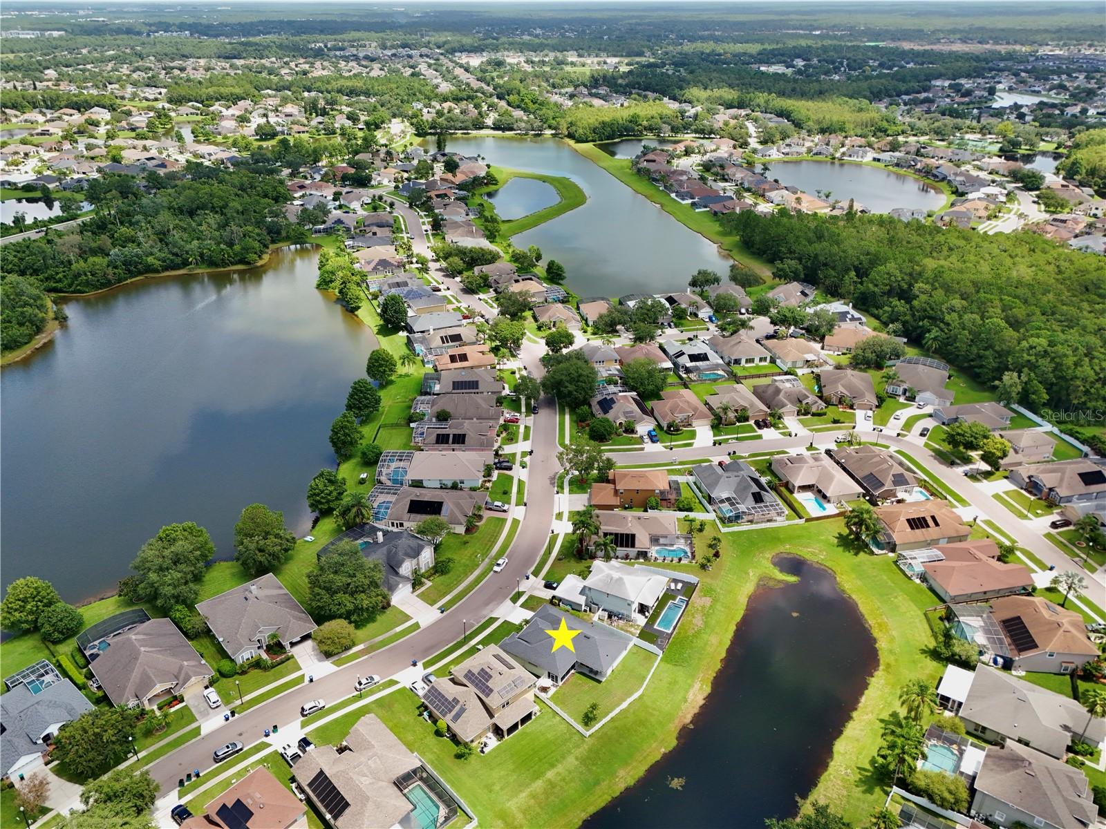 Image 51 of 80 For 13744 Bluewater Circle