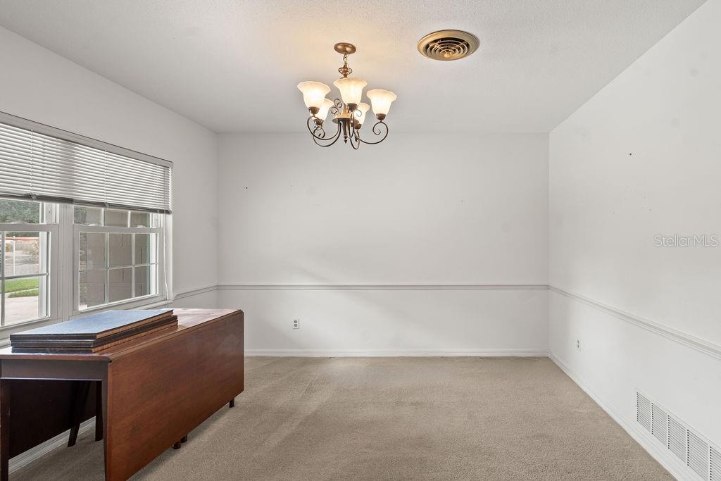 Image 8 of 36 For 2478 Whitehall Circle
