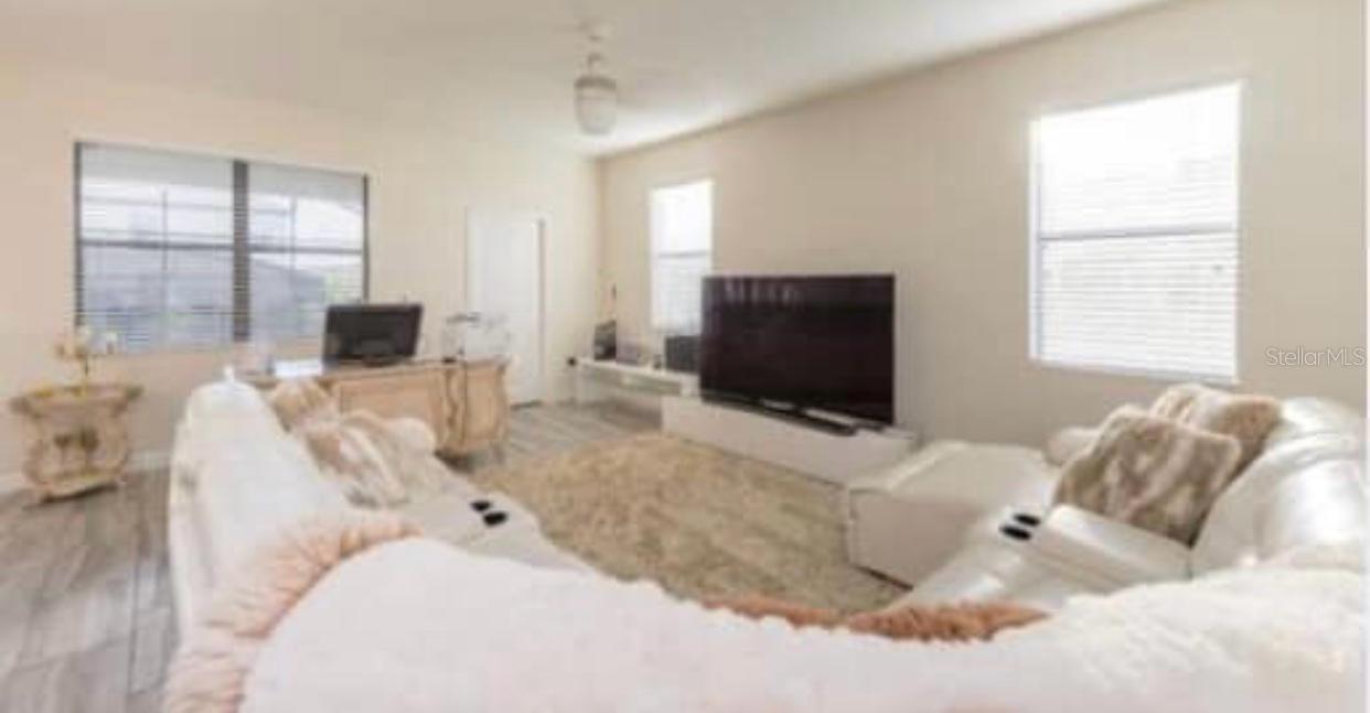 Image 12 of 15 For 1510 Rolling Fairway Drive