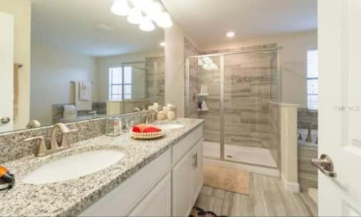 Image 5 of 15 For 1510 Rolling Fairway Drive