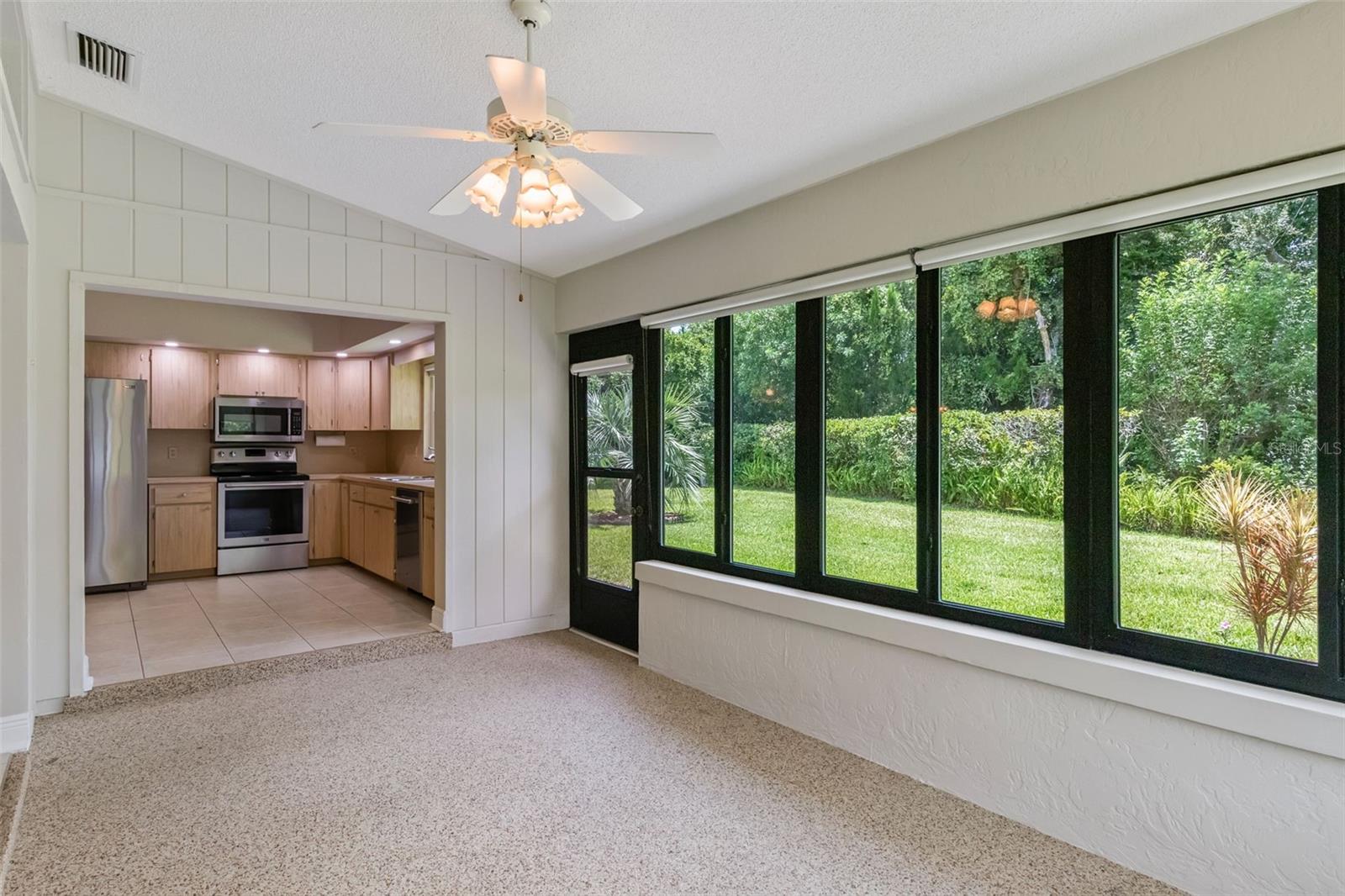 Image 11 of 39 For 29 Indigo Drive
