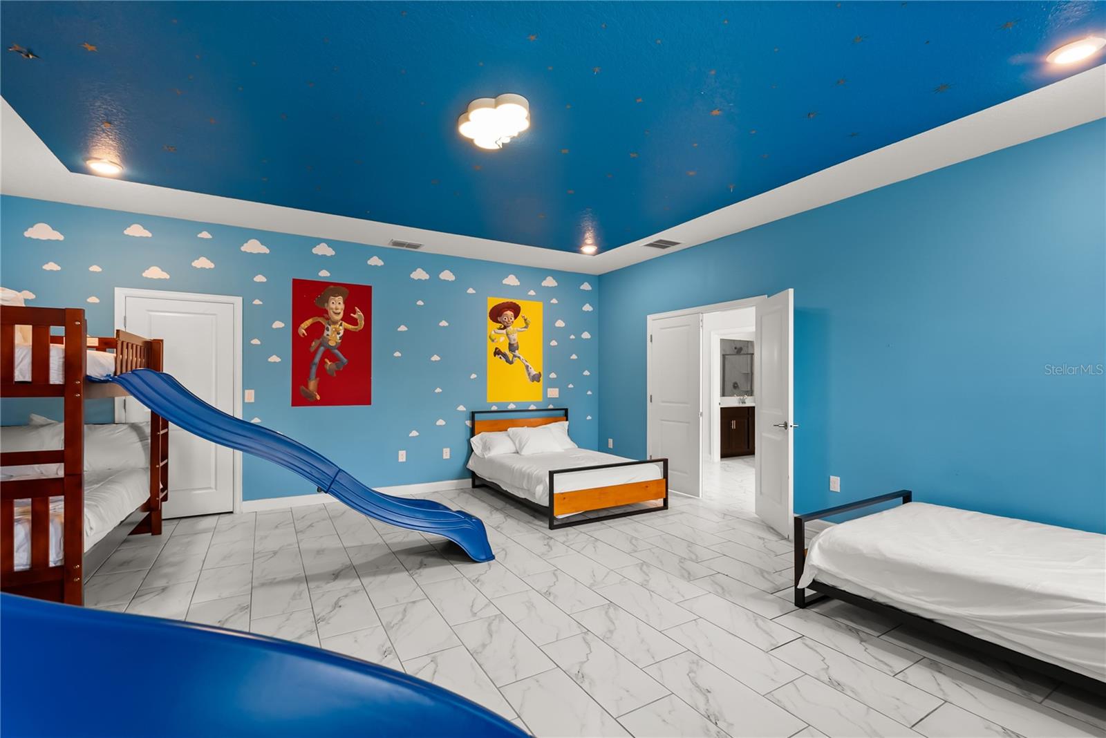 Image 11 of 50 For 4579 Narrative Lane