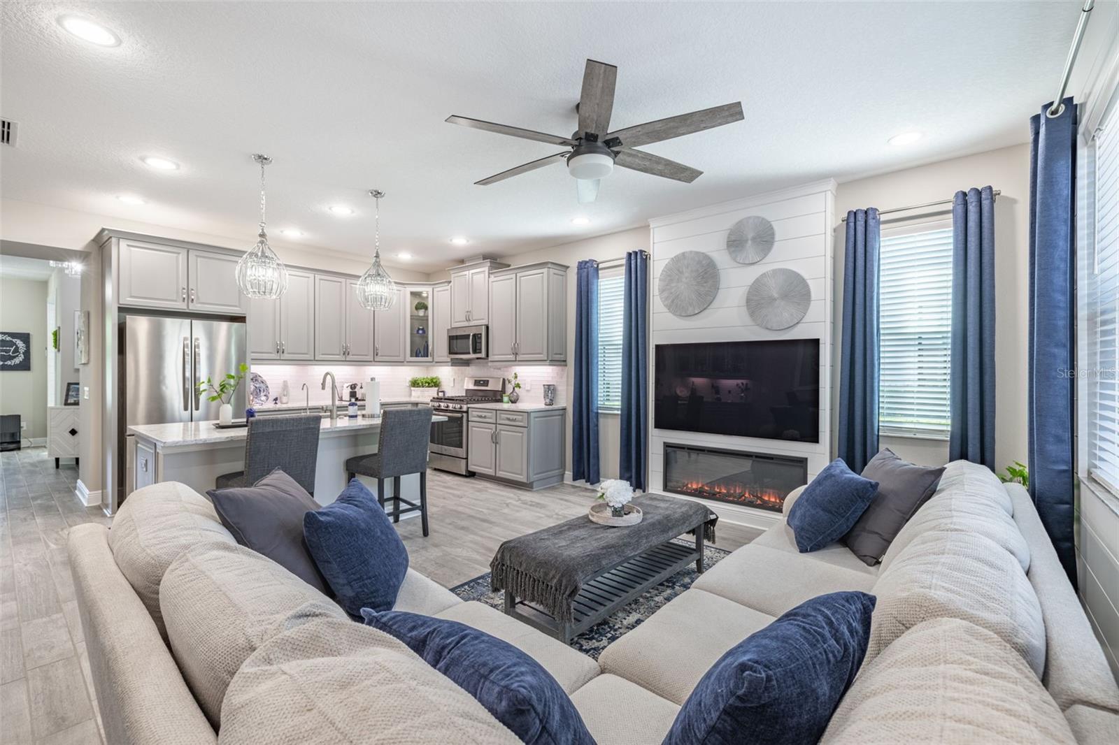 Image 9 of 38 For 12640 Rangeland Boulevard