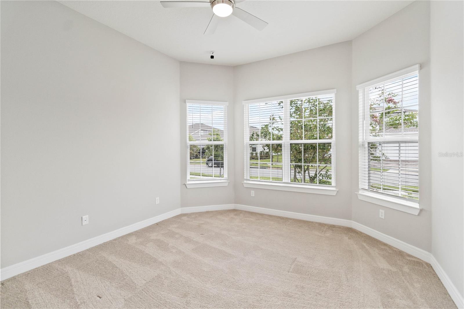 Image 16 of 25 For 13823 Tybee Beach Lane