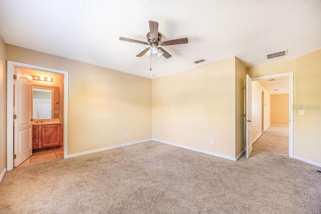 Image 19 of 54 For 5803 Cheshire Cove Terrace