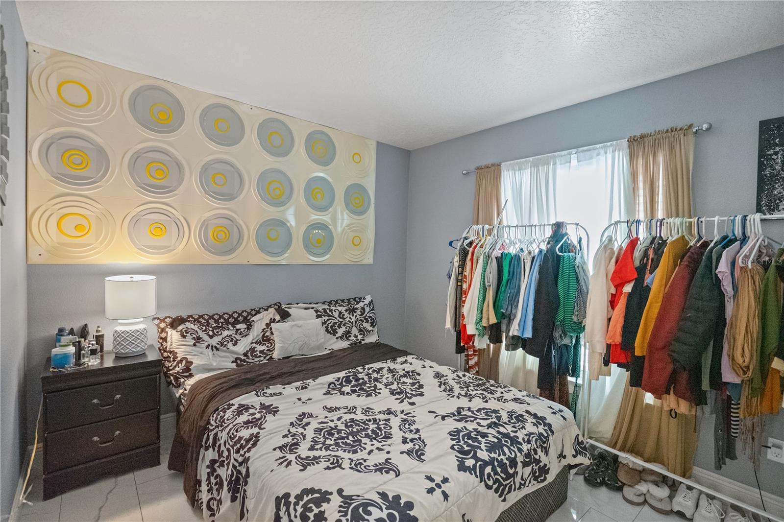 Listing photo id 27 for 229 Competition Drive