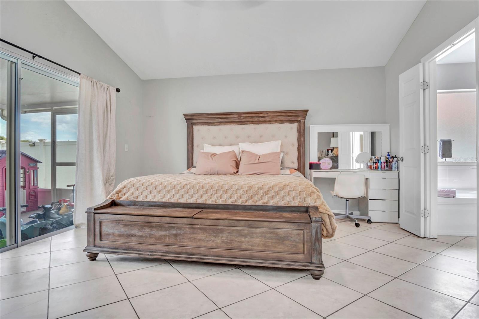 Image 13 of 30 For 8335 Adele Road