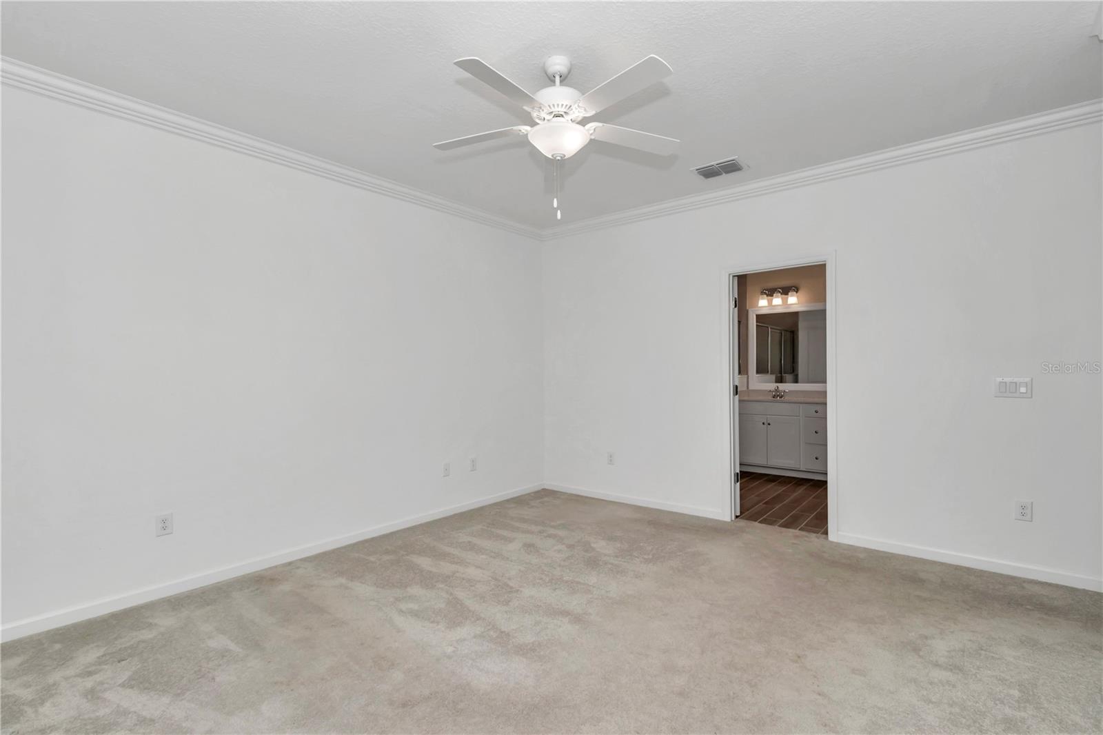 Image 22 of 48 For 7867 74th Loop