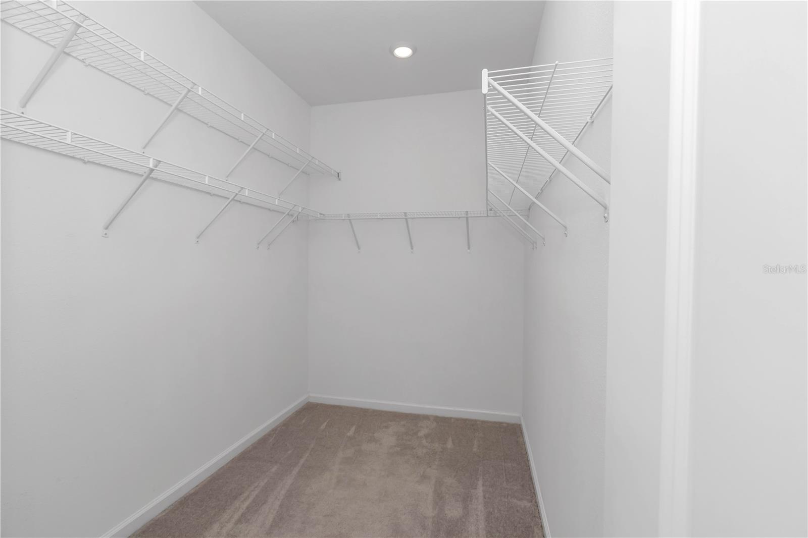 Image 25 of 48 For 7867 74th Loop