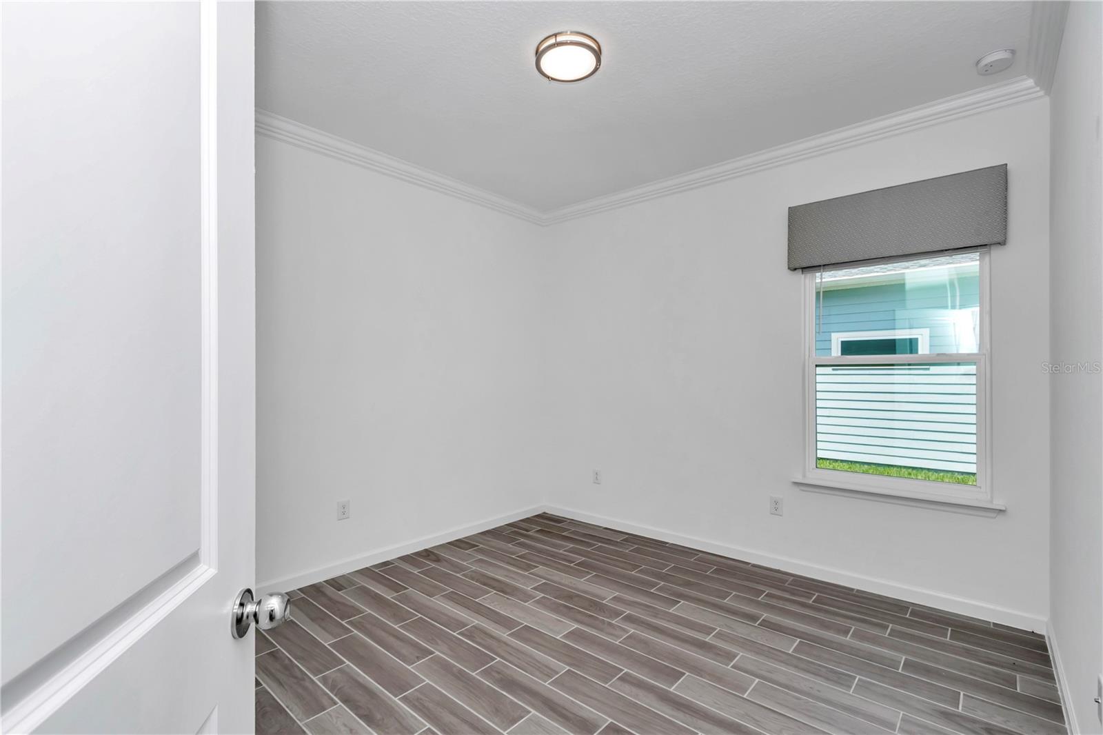 Image 28 of 48 For 7867 74th Loop