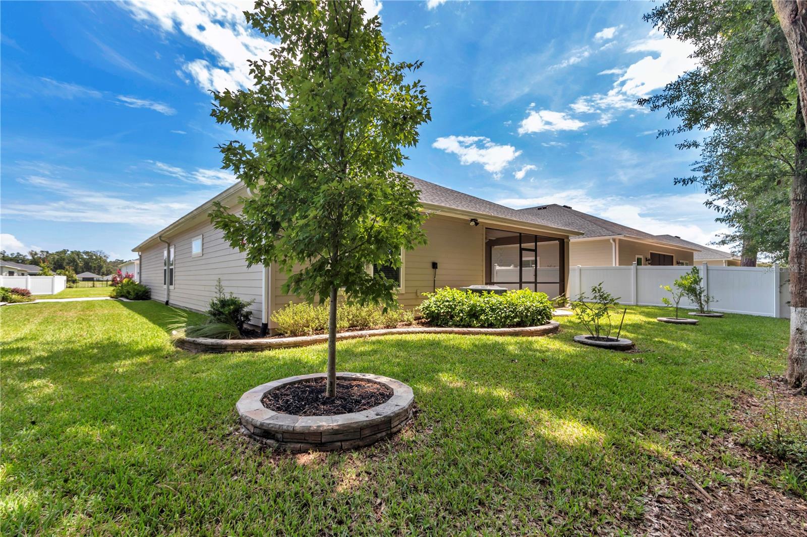 Image 39 of 48 For 7867 74th Loop