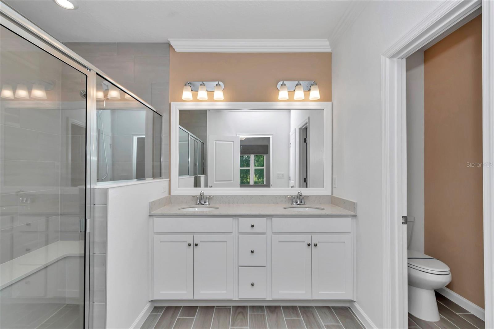 Image 46 of 48 For 7867 74th Loop