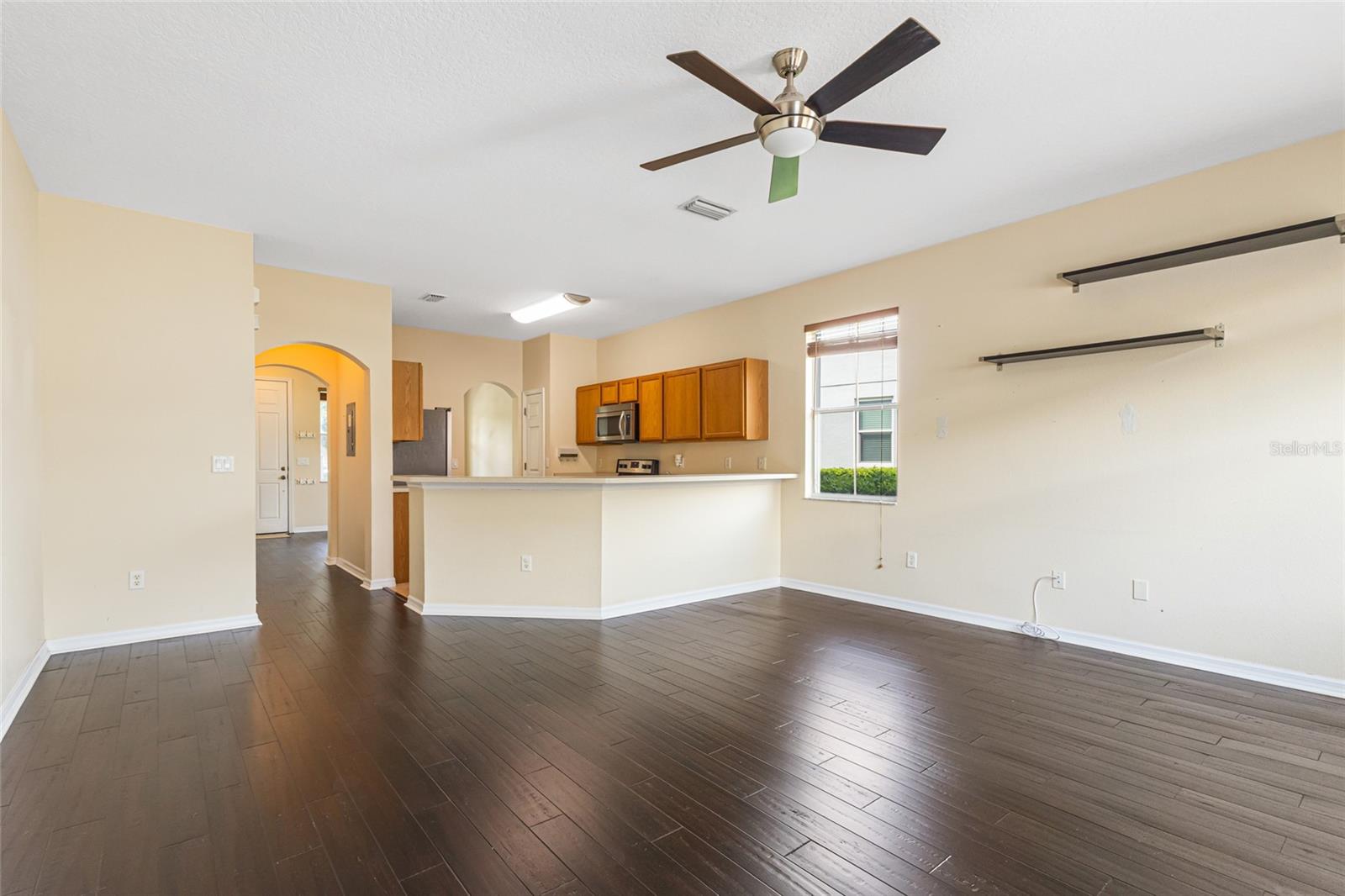 Image 14 of 62 For 14433 Vashons Way