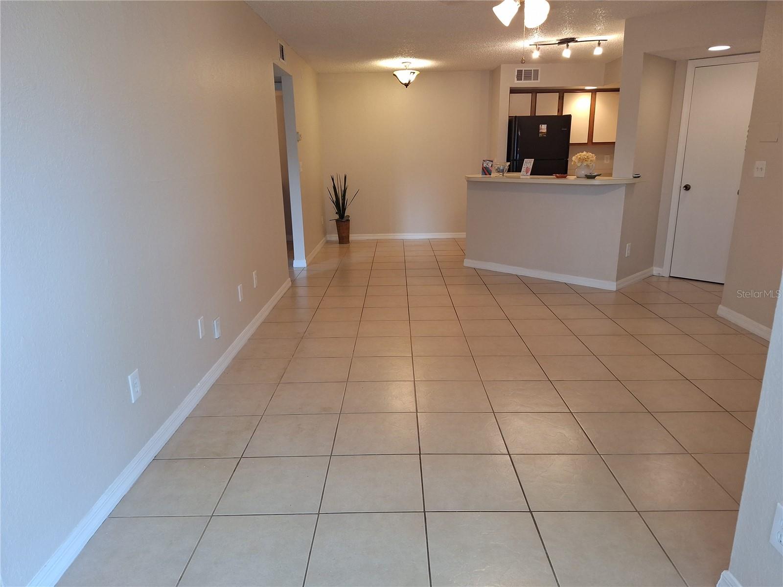 Image 2 of 18 For 5785 Gatlin Avenue 714
