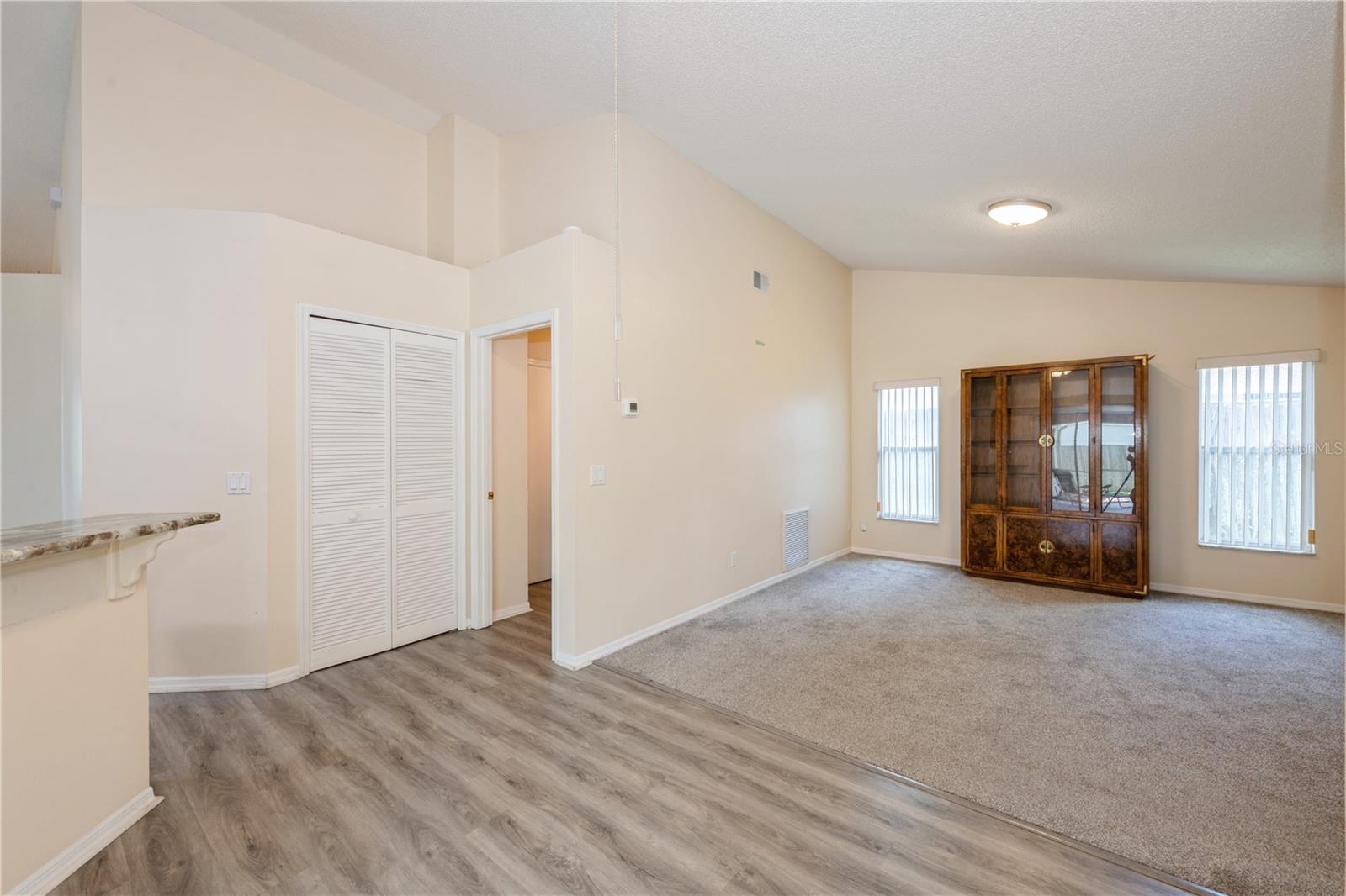 Image 13 of 32 For 2532 Coachbridge Court