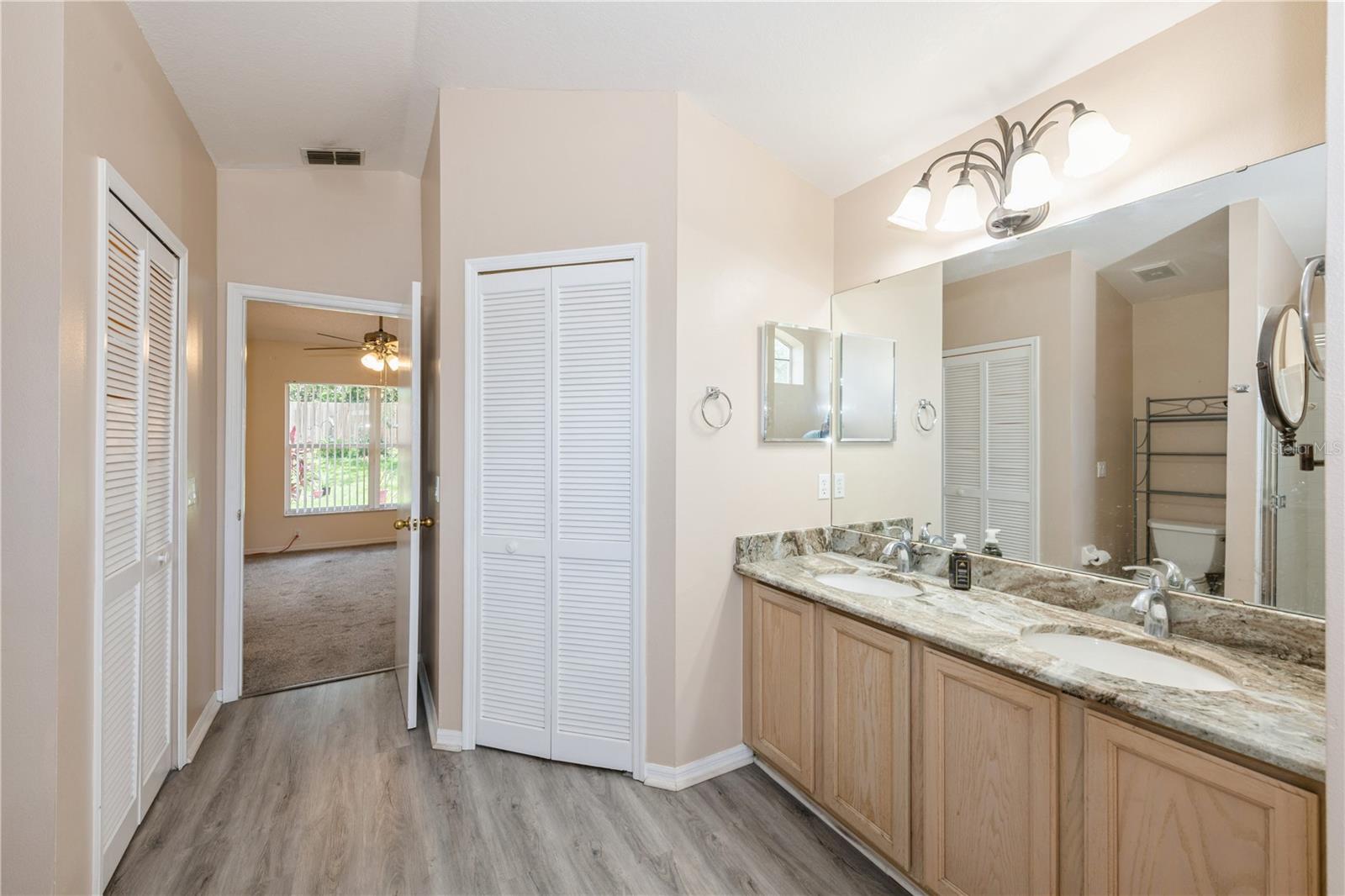 Image 21 of 32 For 2532 Coachbridge Court