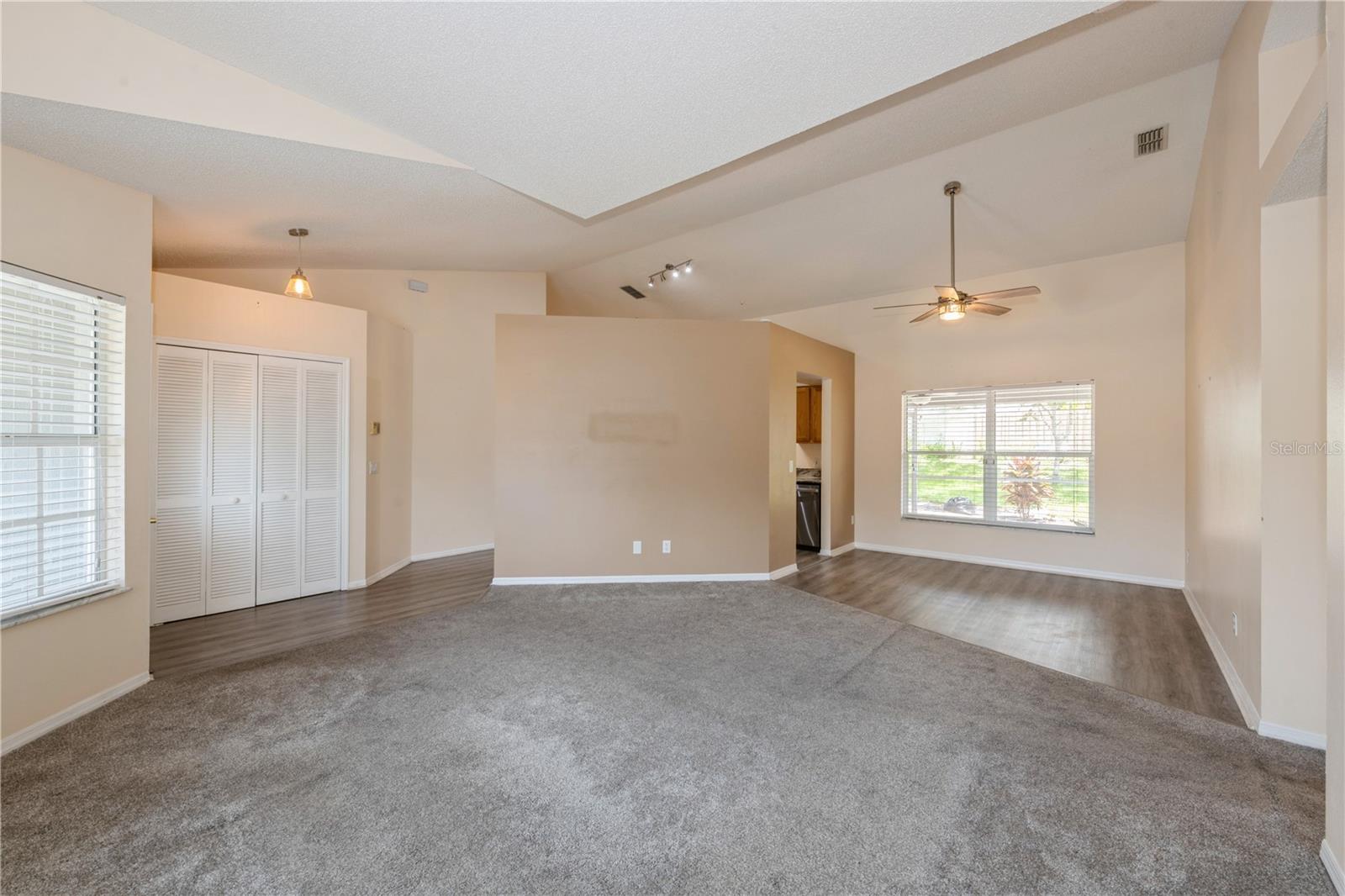 Image 7 of 32 For 2532 Coachbridge Court