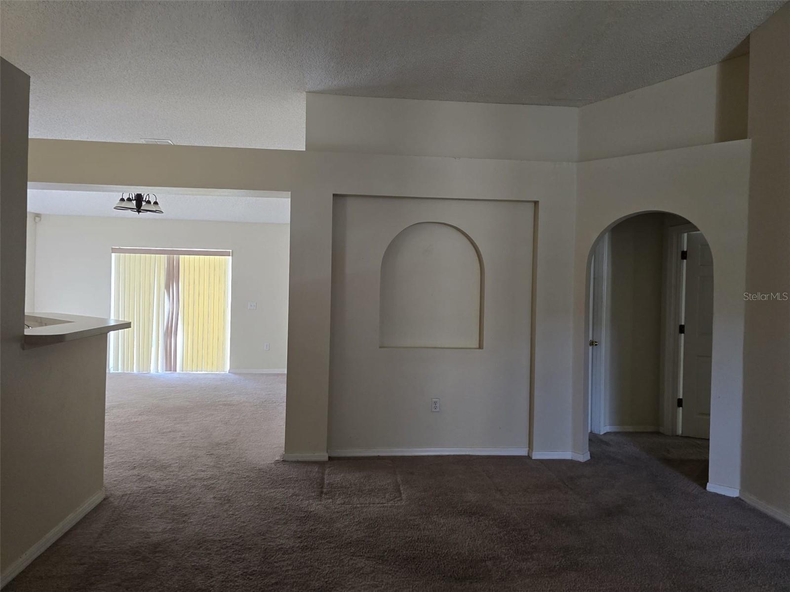 Image 5 of 18 For 153 Jocelyn Drive