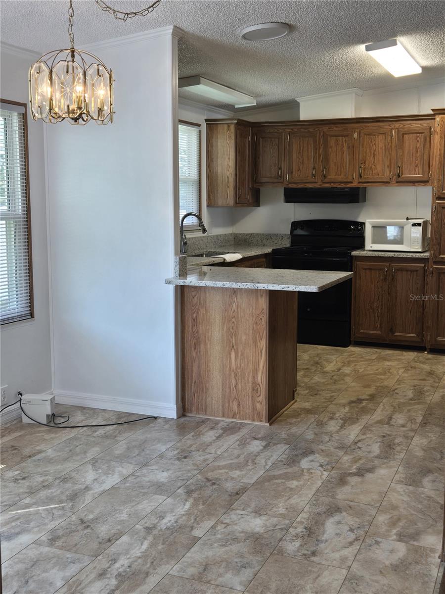 Image 19 of 34 For 3912 Citrus Circle 693