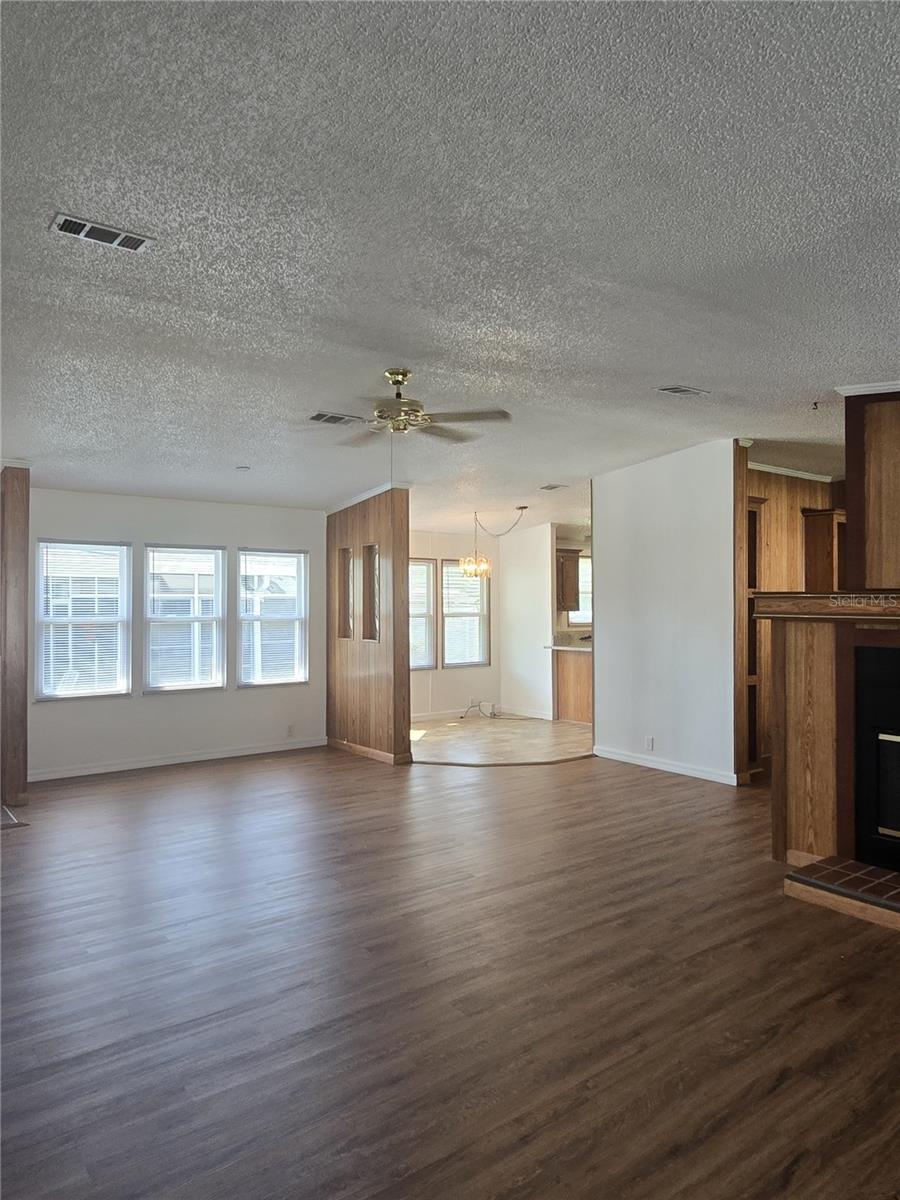 Image 24 of 34 For 3912 Citrus Circle 693