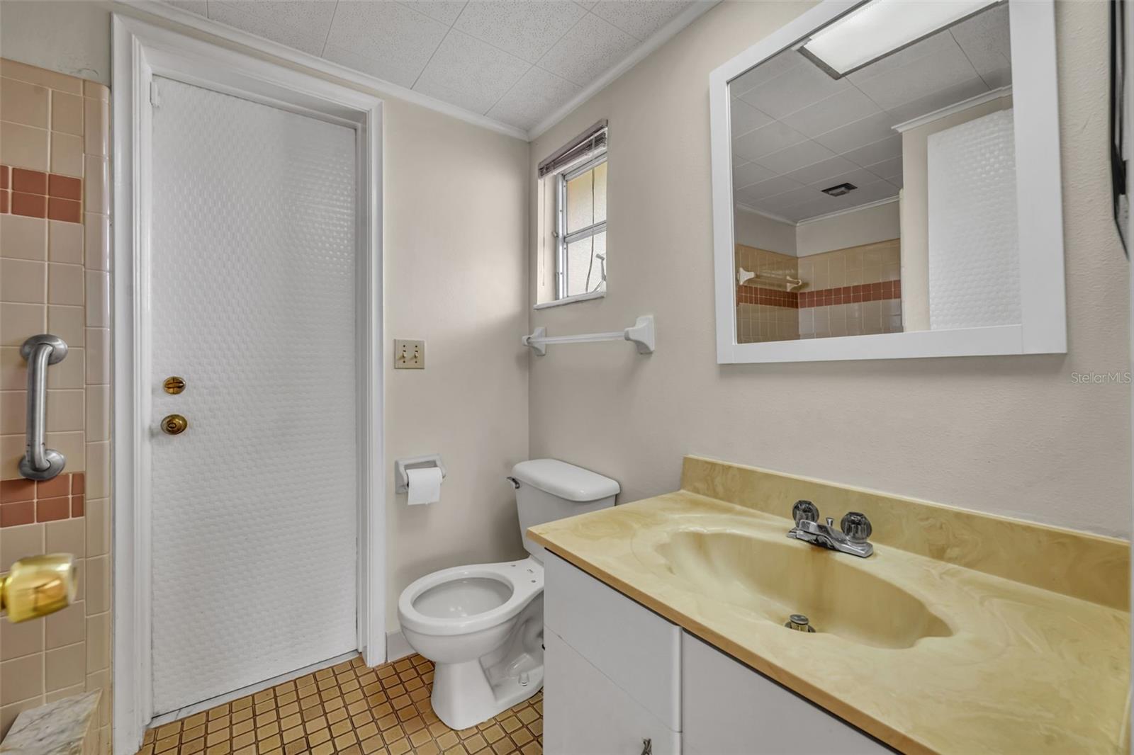Image 20 of 39 For 618 Blairshire Circle