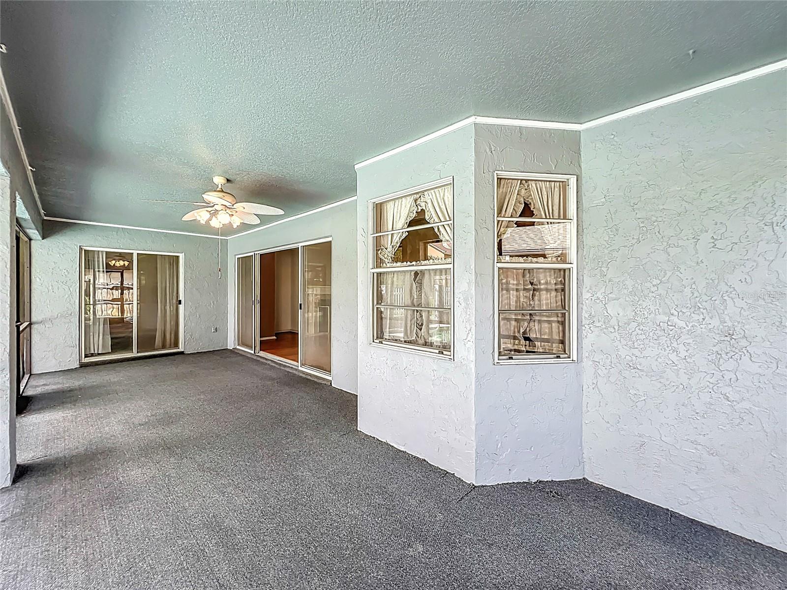 Image 34 of 41 For 306 Country View Court