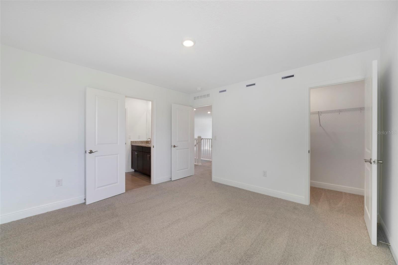 Image 18 of 27 For 447 Veneto Circle