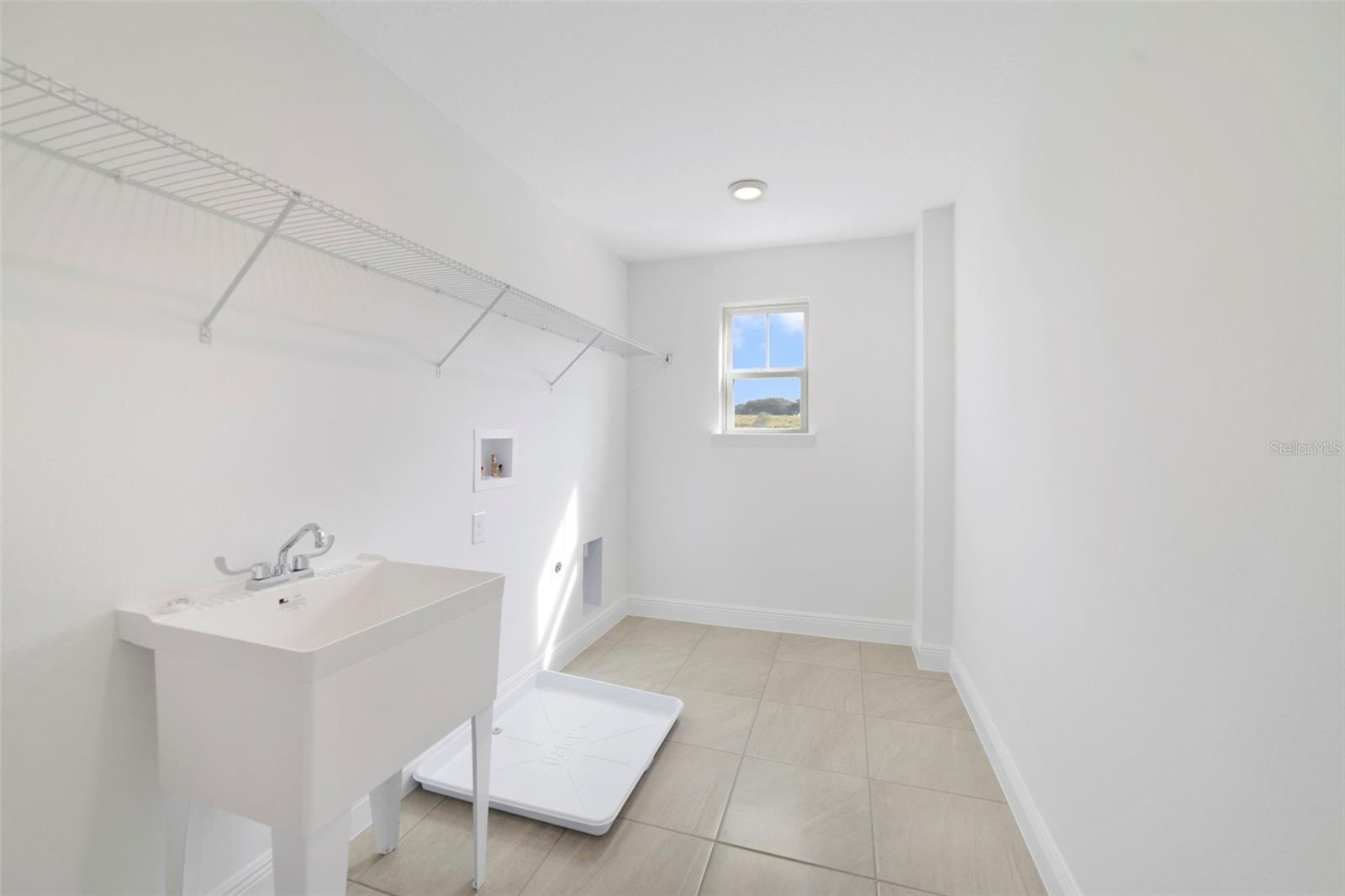 Image 22 of 27 For 447 Veneto Circle